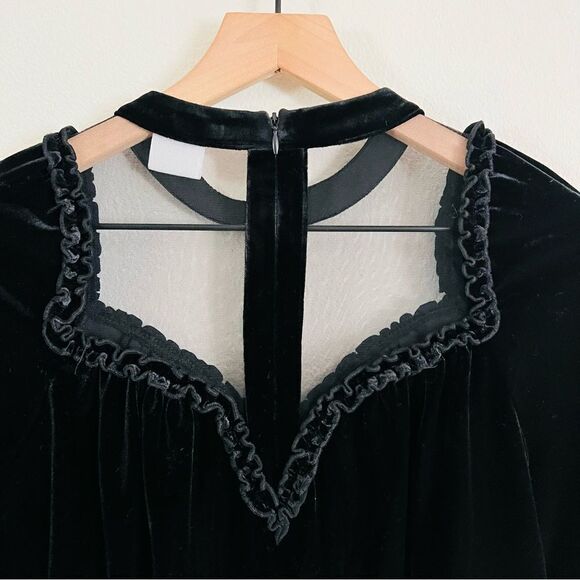 Foxiedox women's Black Mesh Neck Line Blouse Top XS - Picture 9 of 9